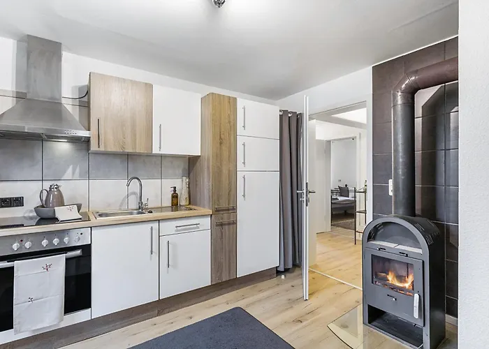 Kuesterland Apartman *